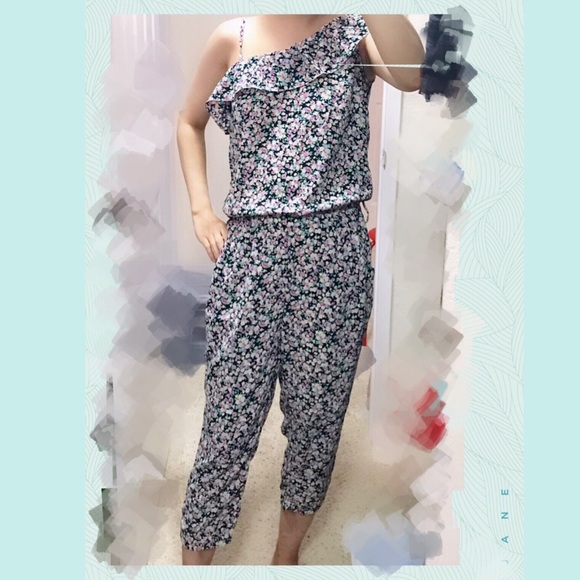 Other - Floral Jumpsuit Other - Floral Jumpsuit